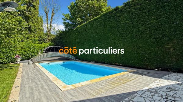 Vente Maison283,81 m² - 8 Pièces - SANTENY (94440)