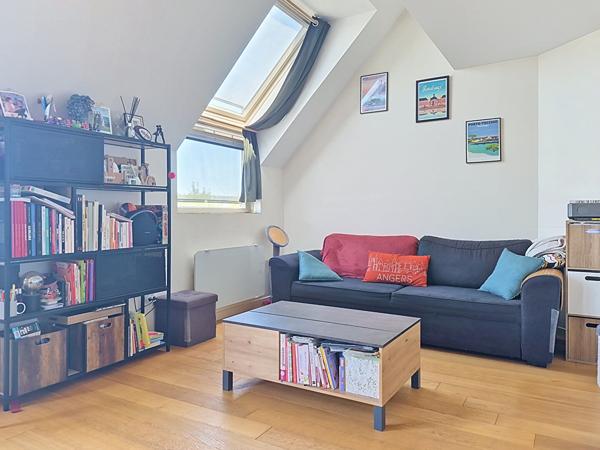 Appartement  T3 Angers la madeleine avec balcon et stationnement