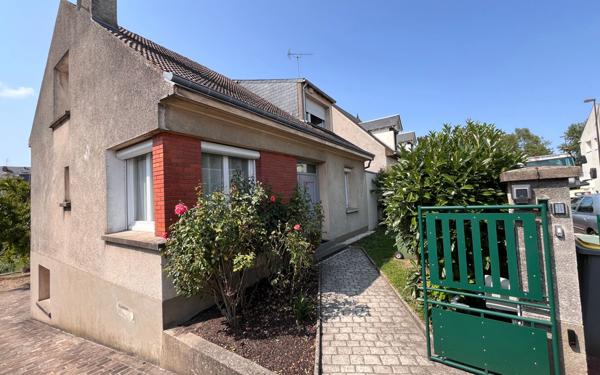 Maison à vendre    5 pièces •  Saint-Jean-le-Blanc