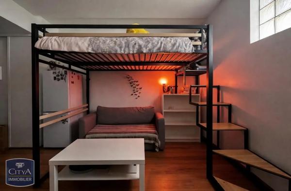 Appartement à louer 1 pièce 25.01m² Villejuif (94800)