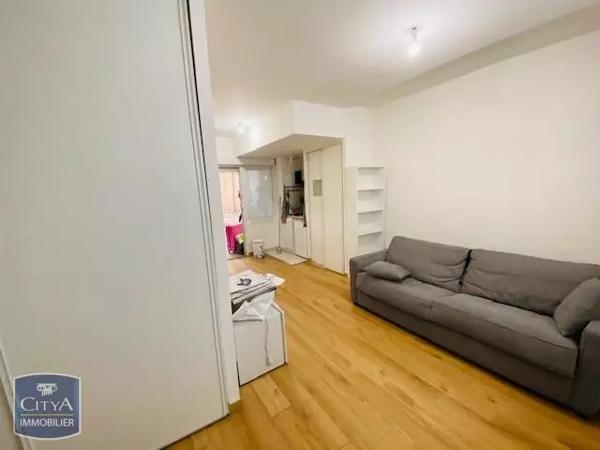 Appartement à louer 1 pièce 25.01m² Villejuif (94800)