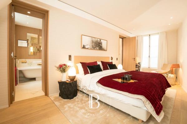 Paris 7ème, Appartement 3 Chambres -  169 m² à vendre