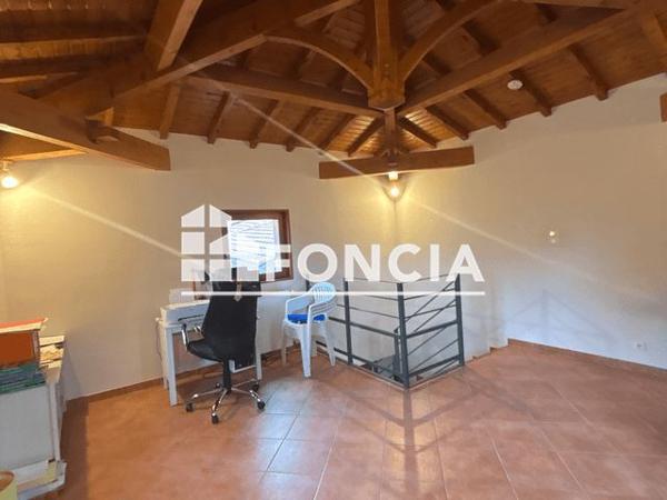 Location Maison 3 pièces 143.72 m² - 30 CHEMIN DU MORTIER Bessenay 69690