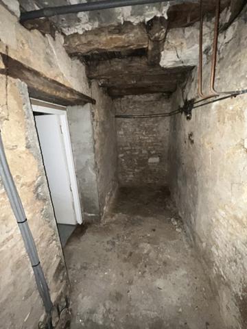 Appartement à louer 400 € CC Châteauroux 1 pièce 26 m² DPE E