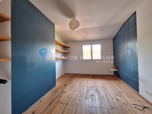 Maison de village
                                                                                                                                                                                                                                                                                                                        4 pièce(s)                                                                                                                                                                                                          3 chambre(s)                                                                                                                                                                                                          123  m²