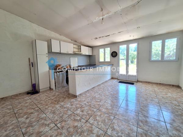 Maison de village
                                                                                                                                                                                                                                                                                                                        4 pièce(s)                                                                                                                                                                                                          3 chambre(s)                                                                                                                                                                                                          123  m²