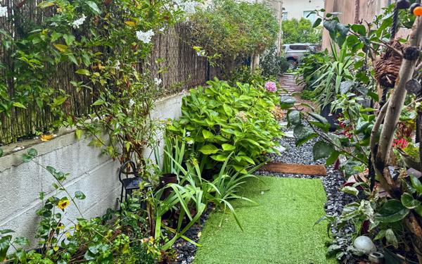 Maison à vendre    2 pièces •  Montluçon