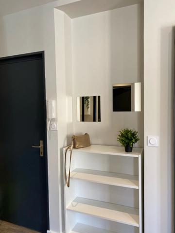 Appartement à louer 2 pièces THURINS (69)