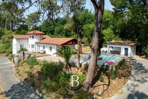 Saint-Jean-de-Luz, Maison  270 m² à vendre