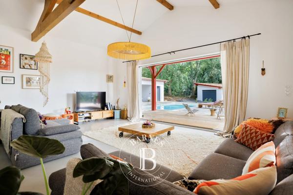 Saint-Jean-de-Luz, Maison  270 m² à vendre