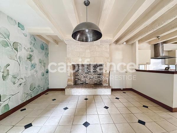 Maison d'exception Tours centre avec garage et jardin