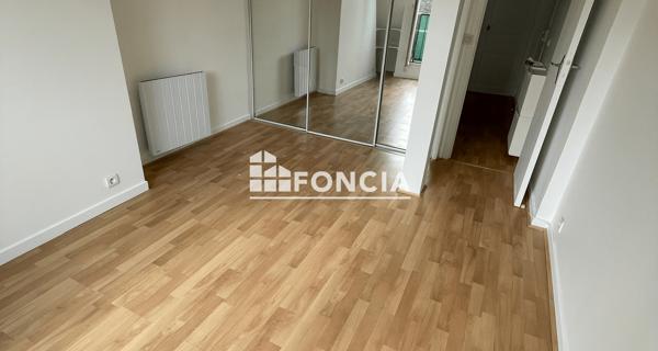 Location Studio 25.43 m² - Paris 75014