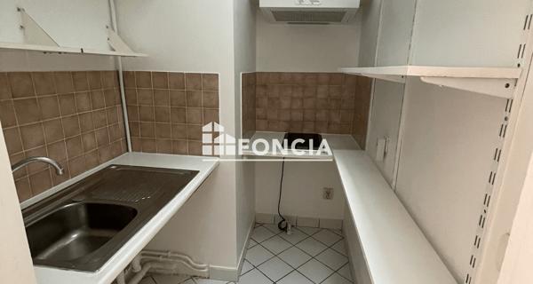 Location Studio 25.43 m² - Paris 75014