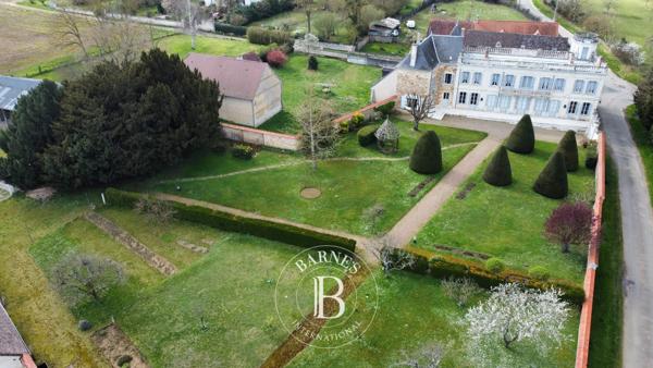 Graçay, Maison 6 Chambres -  410 m² à vendre