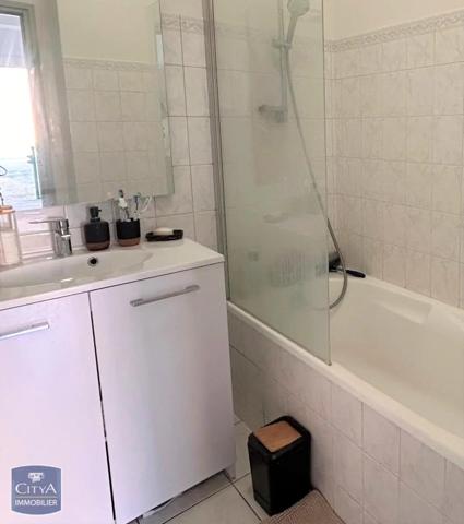 Appartement à vendre 2 pièces 55.77m²