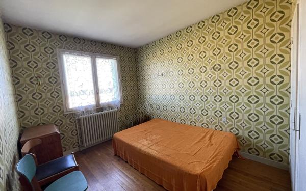 Maison à vendre    5 pièces •  Marches