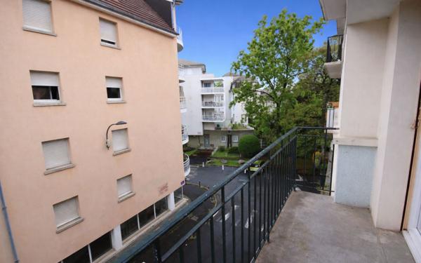 Appartement à vendre    3 pièces • 56,80 m2 Pau
