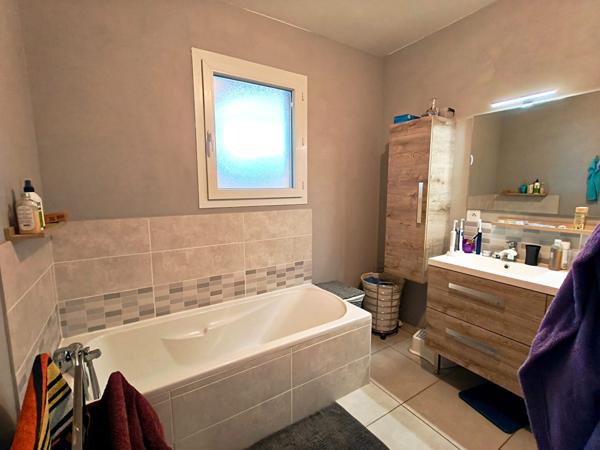 Maison récente et confortable de 2018 dans un environnement agréable sur la commune de Boissey