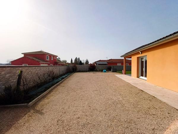 Maison récente et confortable de 2018 dans un environnement agréable sur la commune de Boissey