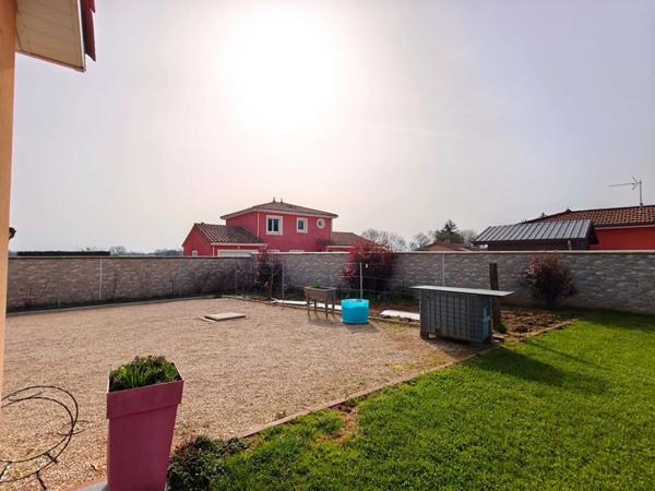 Maison récente et confortable de 2018 dans un environnement agréable sur la commune de Boissey