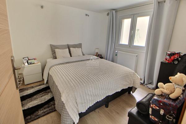 Maison Vaux Sur Seine 5 pièce(s) 80 m2 €349 000 ** - Référence 1084