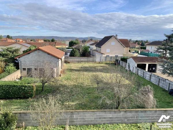 Grange sur terrain à bâtir de 1061m²