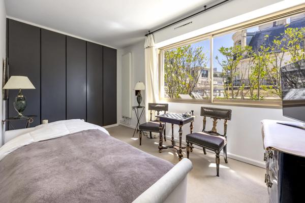 Appartement Paris 7 e - GROS CAILLOU
