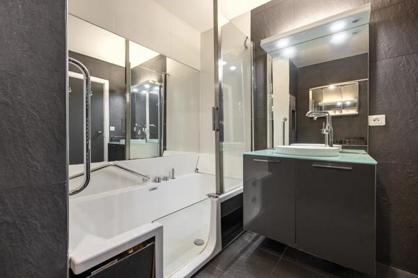 Appartement Paris 7 e - GROS CAILLOU
