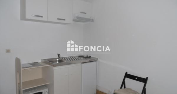 Location Studio meublé 12.6 m² - Orléans 45000
