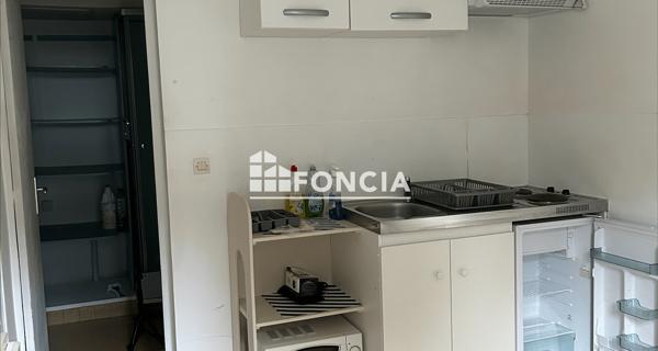 Location Studio meublé 12.6 m² - Orléans 45000