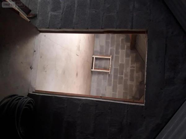 Location - Garage et parking Authou 27290 50 m 2