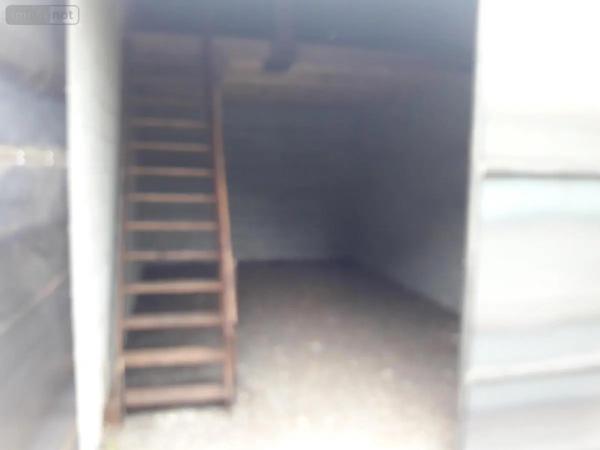 Location - Garage et parking Authou 27290 50 m 2
