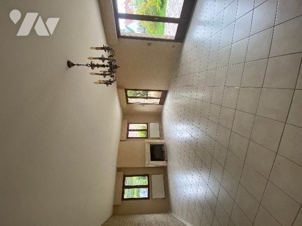 CUCQ 
Maison plain pied 4 chambres Terrain 1160 m2