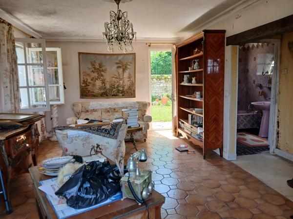 La chapelle longueville, dans un environnement calme,  maison avec garage