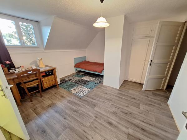 Beauvais (60000) ** LE REFUGE **