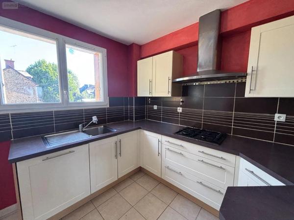 Location - Appartement Fougères 35300 4 pièces 71 m 2