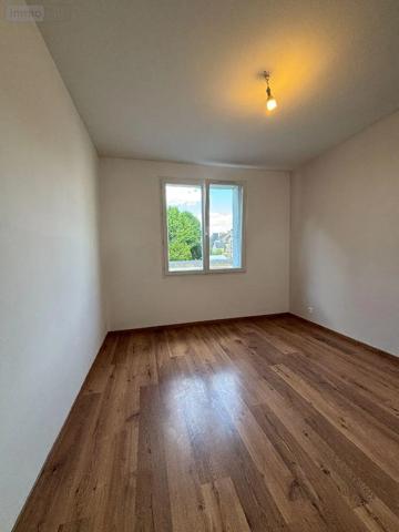Location - Appartement Fougères 35300 4 pièces 71 m 2