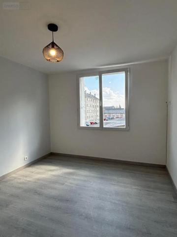 Location - Appartement Fougères 35300 4 pièces 71 m 2