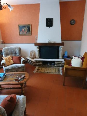 Maison de ville, 7 pièce(s) 140 m2 5 chbres avec garage