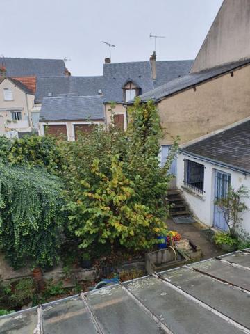 Maison de ville, 7 pièce(s) 140 m2 5 chbres avec garage