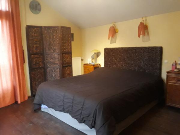 Grand-Brassac (24350) Dordogne - Périgueux - Grand-brassac - Maison en pierres apparentes de 190 m² + grange + atelier + piscine