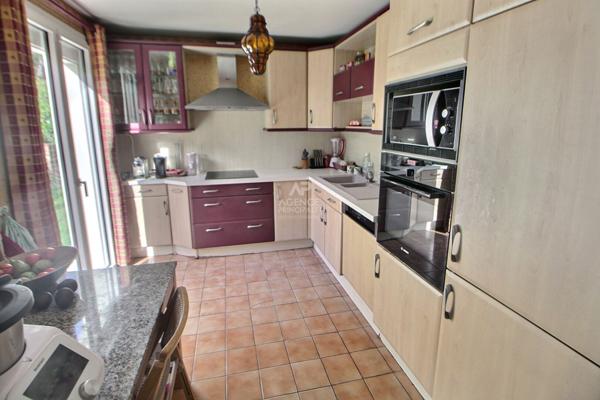 Maison Vernouillet 6 pièce(s) 143 m2 €450 000 ** - Référence 1046