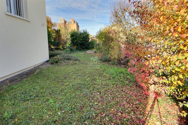 Maison Vernouillet 6 pièce(s) 143 m2 €450 000 ** - Référence 1046