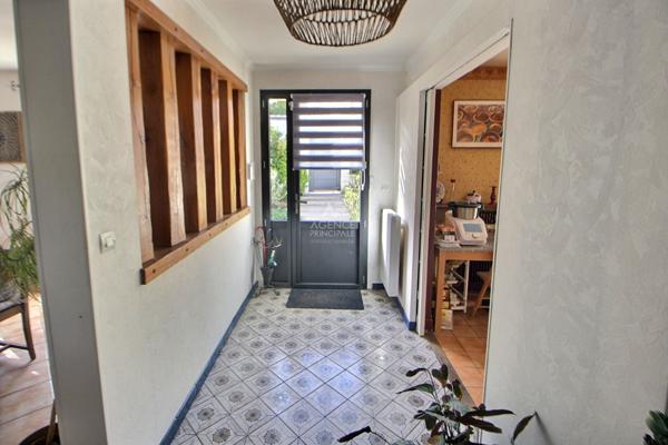 Maison Vernouillet 6 pièce(s) 143 m2 €450 000 ** - Référence 1046