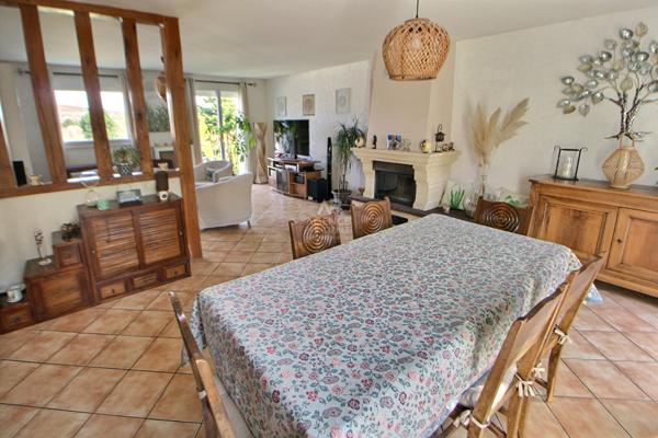 Maison Vernouillet 6 pièce(s) 143 m2 €450 000 ** - Référence 1046