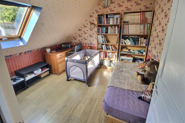 Maison Vernouillet 6 pièce(s) 143 m2 €450 000 ** - Référence 1046