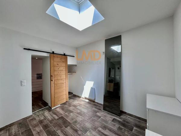 Maison DE Village, Traversante, Calme, Lumineux