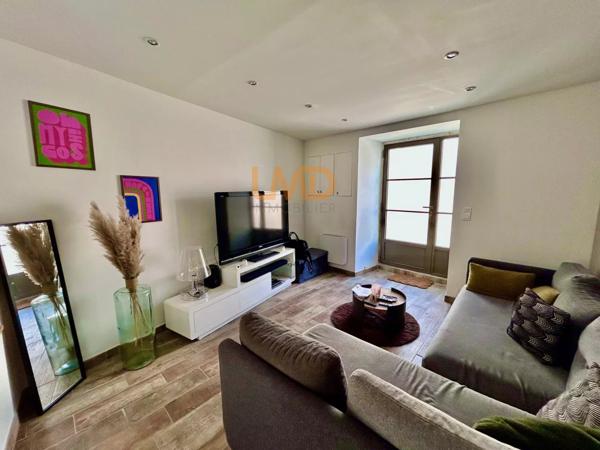 Maison DE Village, Traversante, Calme, Lumineux