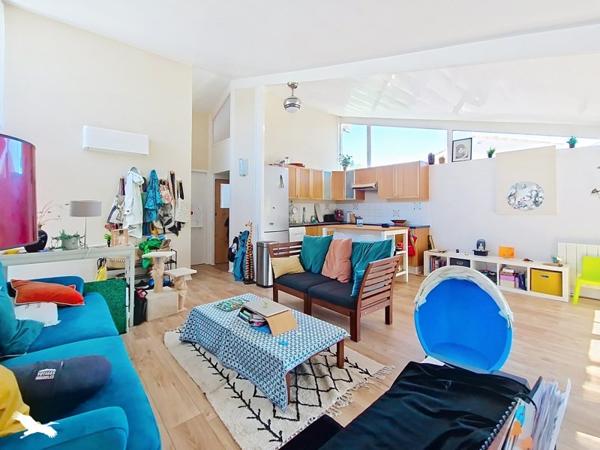 Maison 320 000 € Créon 6 p 113 m² DPE B