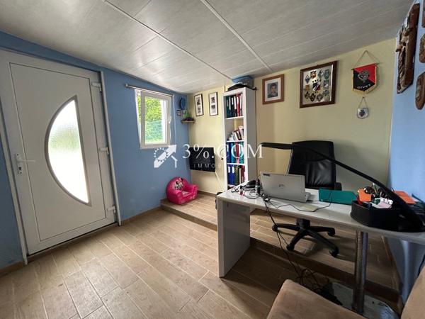 Magnifique plain pied de 100 m² en retrait de route, 3 chambres, garage, jardin..... Courcelles-lès-Lens (62970)